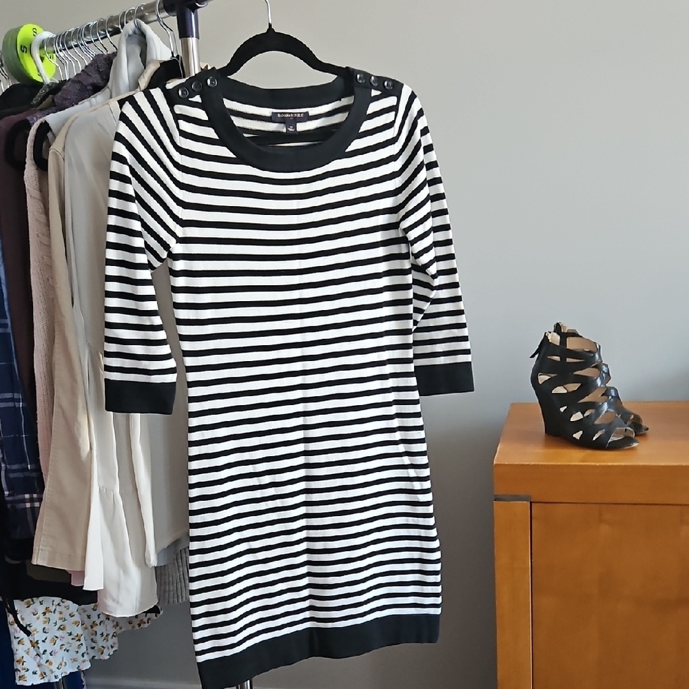 2/$20 Banana Republic - Black and White Striped Dress - Size XS